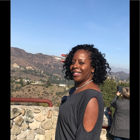 Meet your Posher, Arlene - Picture 1 of 1